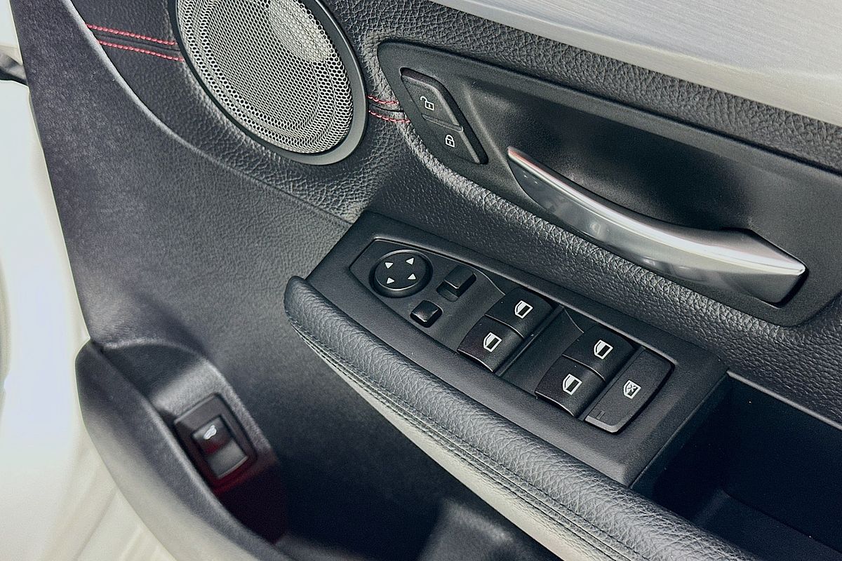2015 BMW 2 25i ACTIVE TOURER LUXURY LINE F45
