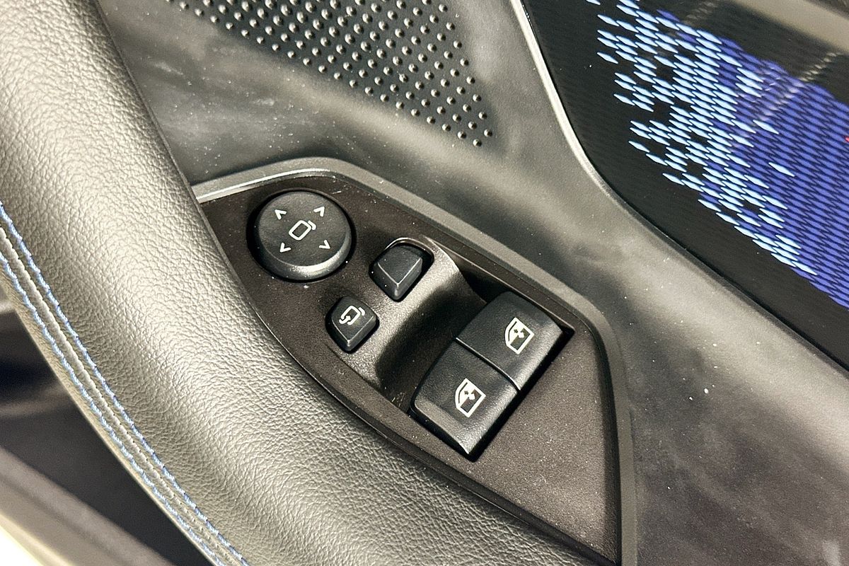 2022 BMW 2 M240i xDRIVE G42