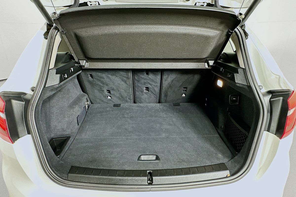 2015 BMW 2 25i ACTIVE TOURER LUXURY LINE F45