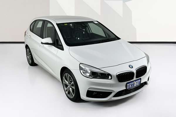 2015 BMW 2 25i ACTIVE TOURER LUXURY LINE F45