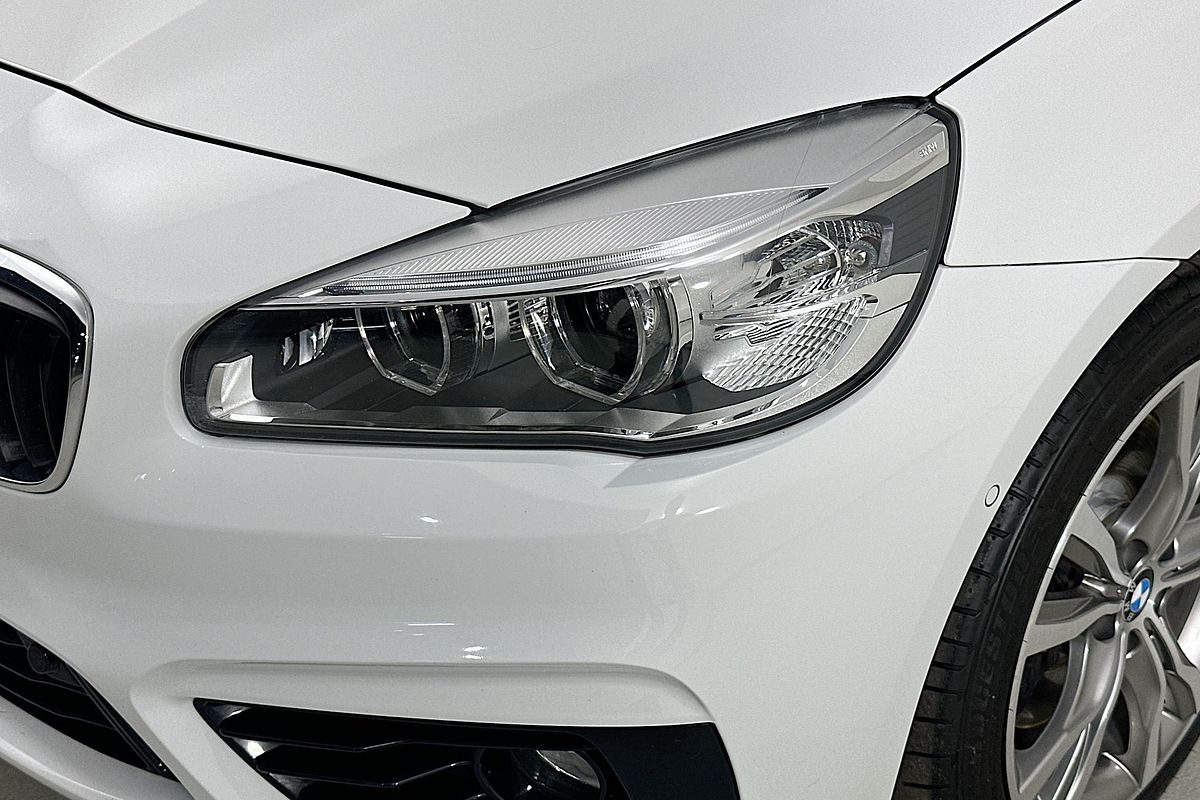 2015 BMW 2 25i ACTIVE TOURER LUXURY LINE F45