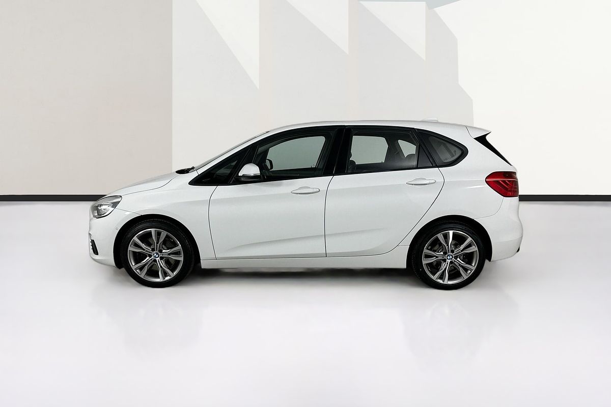 2015 BMW 2 25i ACTIVE TOURER LUXURY LINE F45