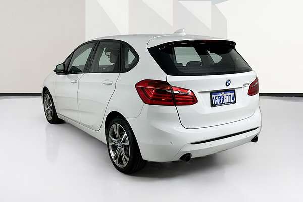 2015 BMW 2 25i ACTIVE TOURER LUXURY LINE F45