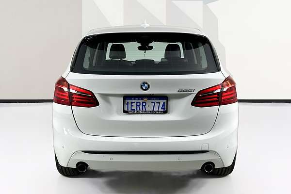 2015 BMW 2 25i ACTIVE TOURER LUXURY LINE F45