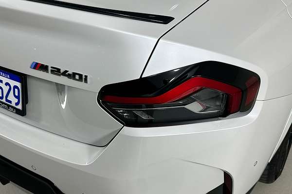 2022 BMW 2 M240i xDRIVE G42