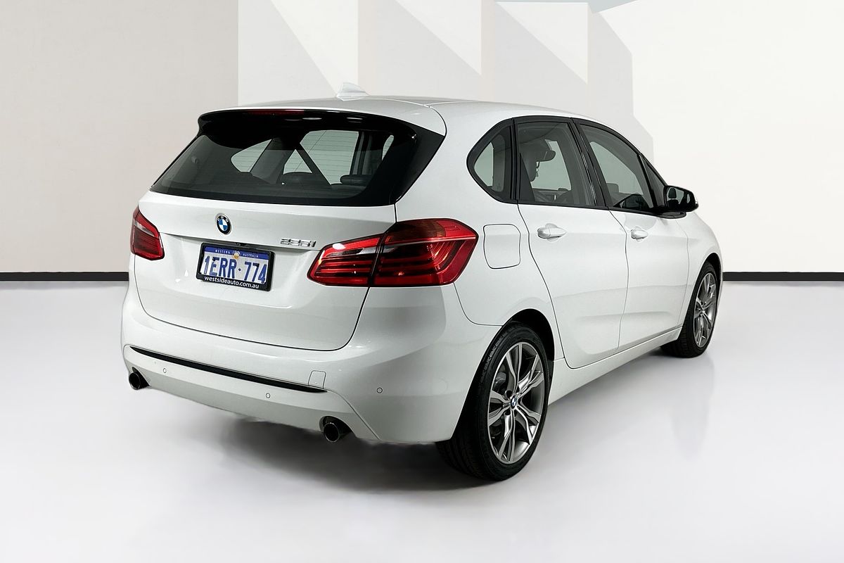 2015 BMW 2 25i ACTIVE TOURER LUXURY LINE F45