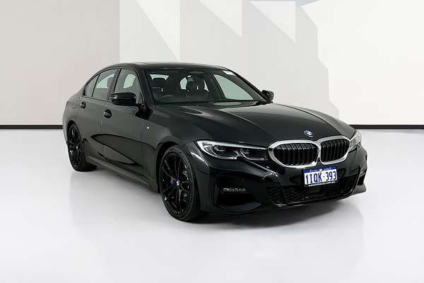 2020 BMW 3 30i M SPORT G20
