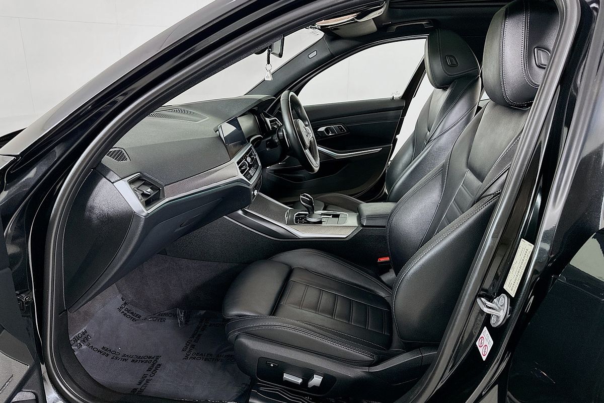 2020 BMW 3 30i M SPORT G20