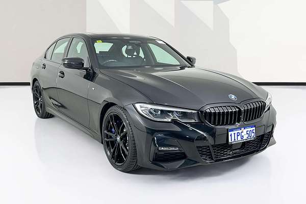 2020 BMW 3 30i M SPORT G20