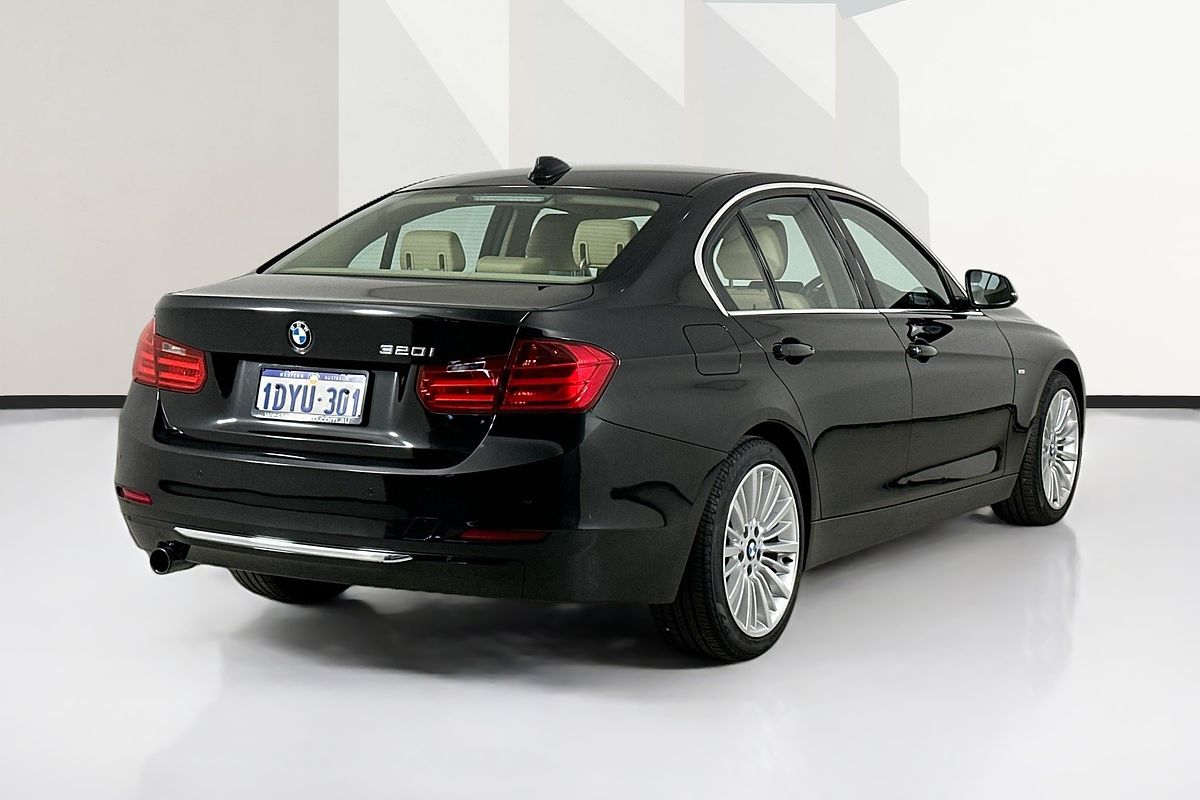 2012 BMW 3 20i F30