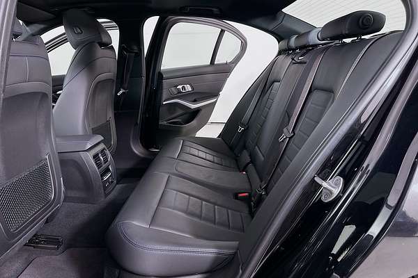 2020 BMW 3 30i M SPORT G20