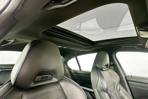 2022 BMW 3 30i M SPORT G20 LCI