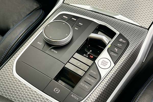 2022 BMW 3 30i M SPORT G20 LCI