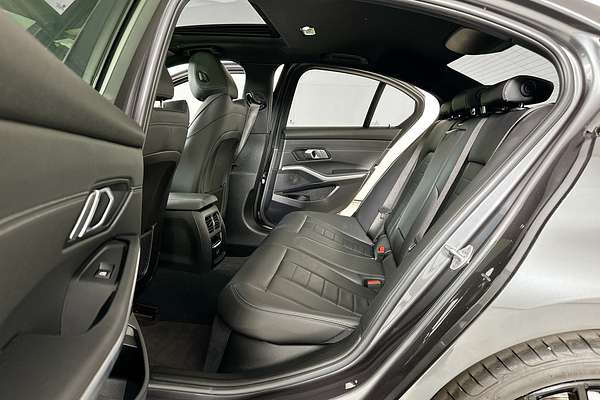 2021 BMW 3 20i M SPORT G20