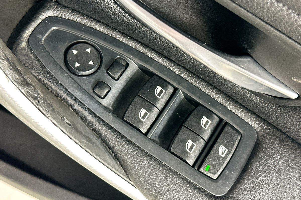 2015 BMW 3 16i F30 MY15