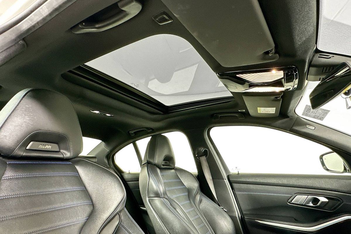 2022 BMW 3 30i M SPORT G20 LCI