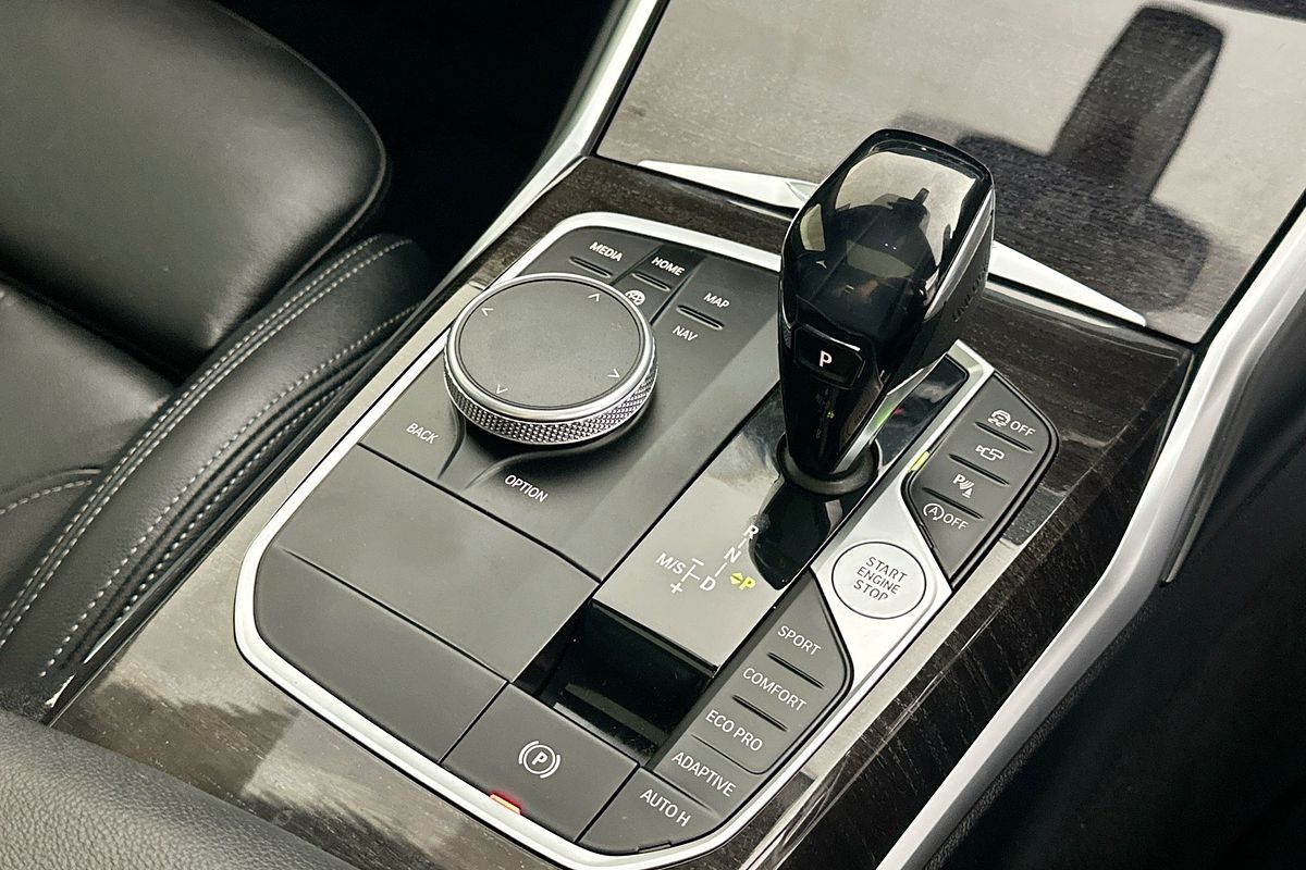 2020 BMW 3 30i M SPORT G20