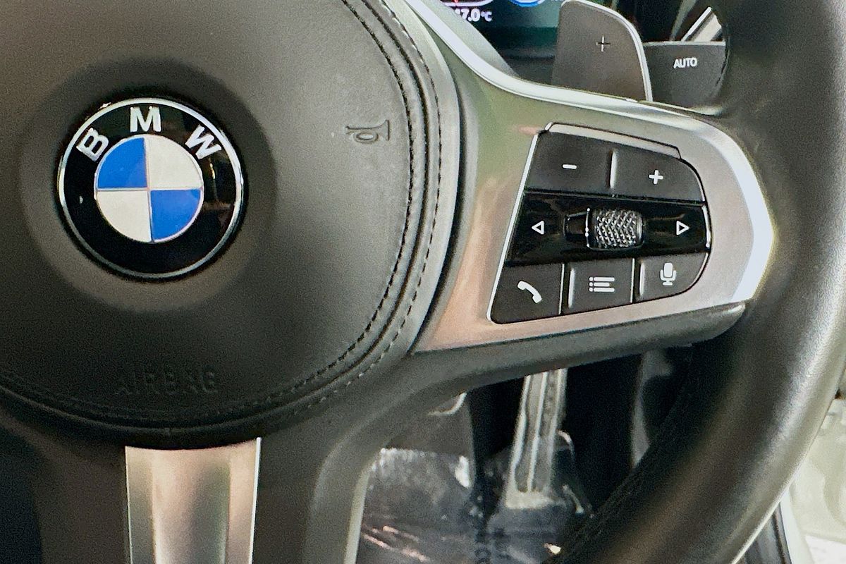 2020 BMW 3 30i M SPORT G20