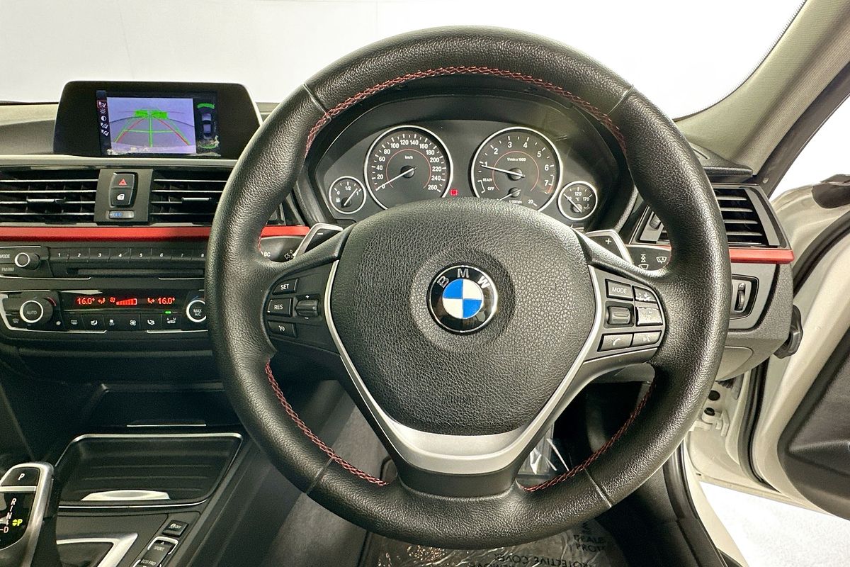 2012 BMW 3 28i F30