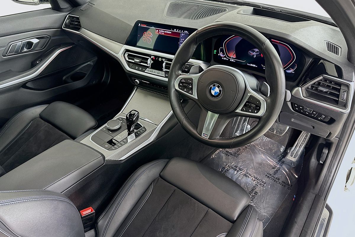 2020 BMW 3 30i M SPORT G20