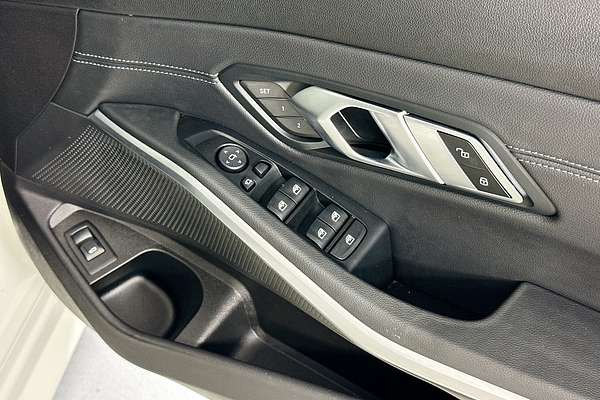 2020 BMW 3 30i M SPORT G20