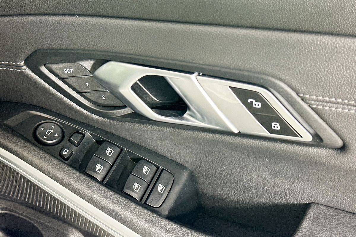 2020 BMW 3 30i M SPORT G20