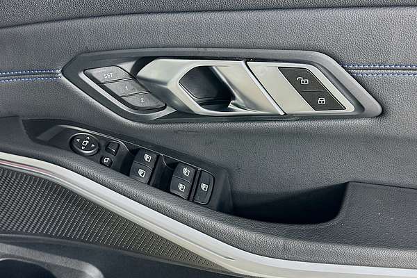 2020 BMW 3 30i M SPORT G20