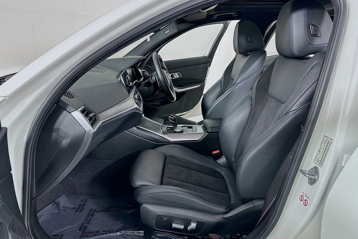2020 BMW 3 30i M SPORT G20