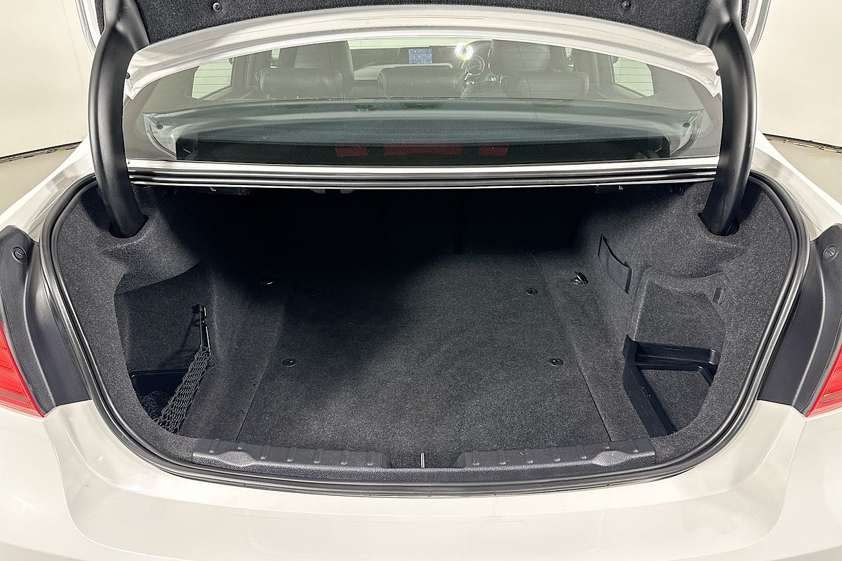 2014 BMW 3 20i F30 MY14