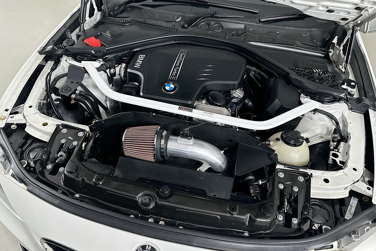 2014 BMW 3 20i F30 MY14