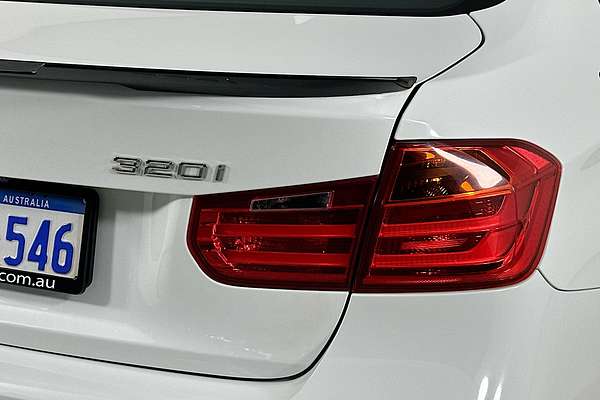 2014 BMW 3 20i F30 MY14