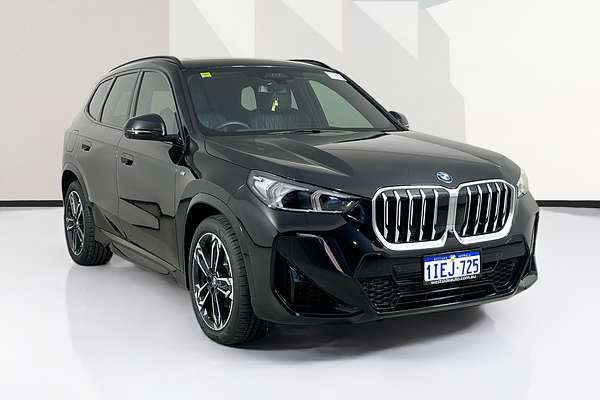 2024 BMW X1 xDRIVE20i M SPORT U11