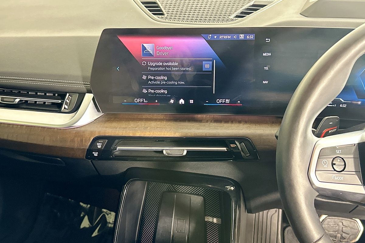 2024 BMW X1 xDRIVE20i M SPORT U11