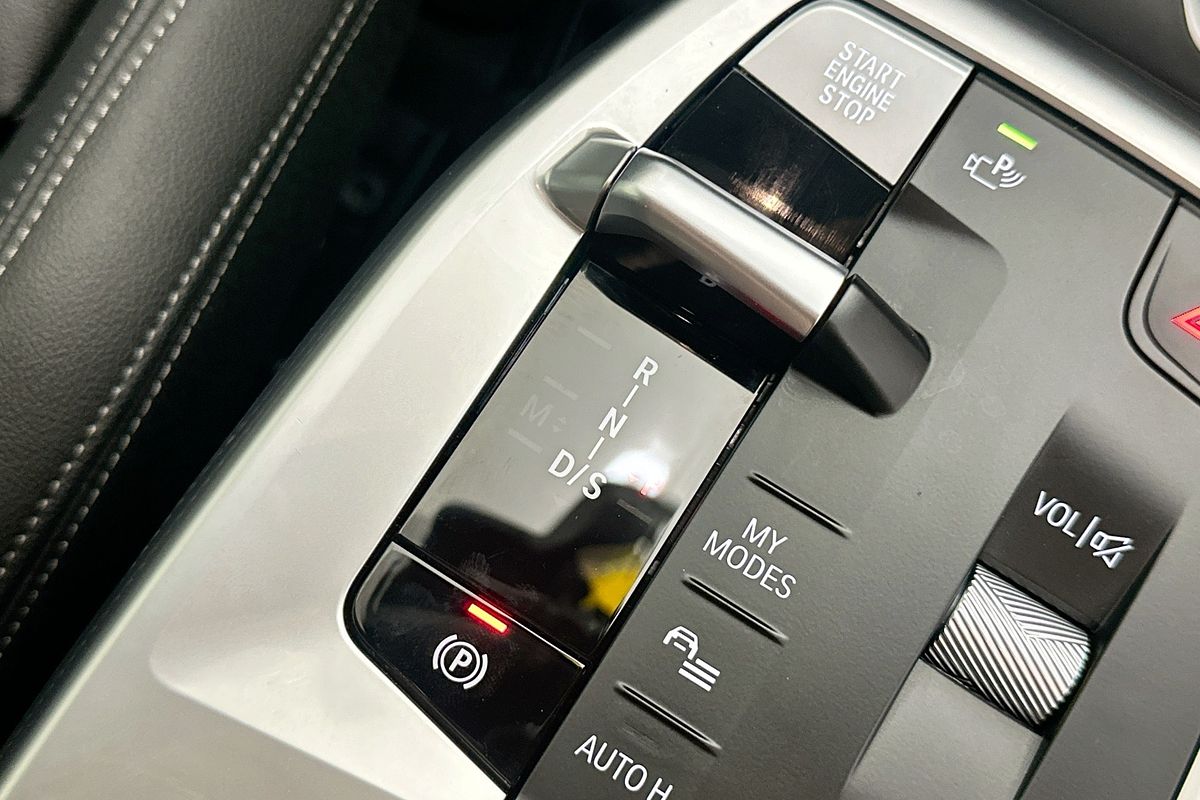 2024 BMW X1 xDRIVE20i M SPORT U11