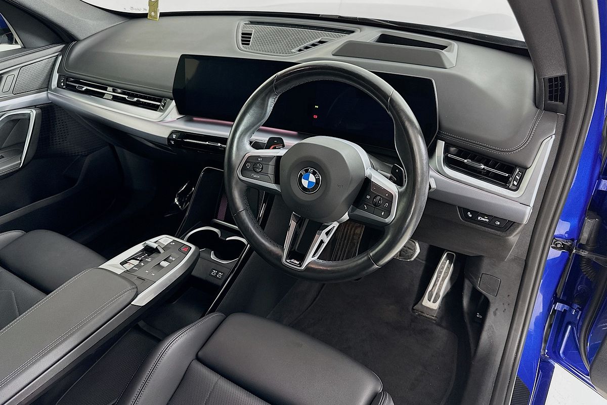 2023 BMW X1 xDRIVE20i M SPORT U11