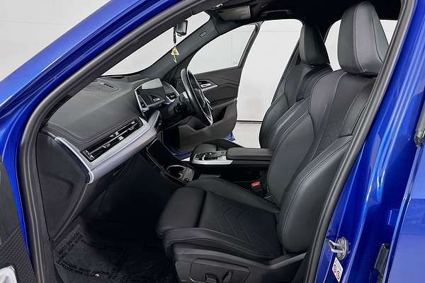 2023 BMW X1 xDRIVE20i M SPORT U11