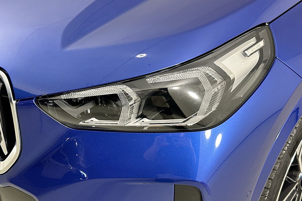 2023 BMW X1 xDRIVE20i M SPORT U11