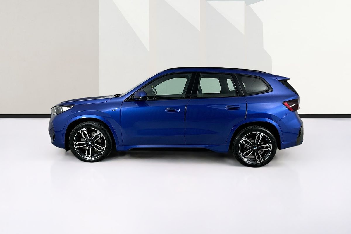 2023 BMW X1 xDRIVE20i M SPORT U11