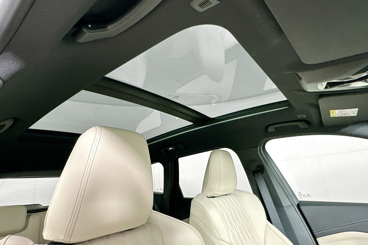 2024 BMW X1 M35i xDRIVE U11