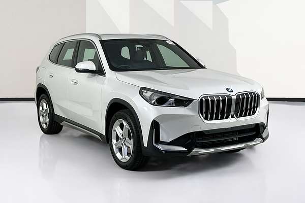 2024 BMW X1 sDRIVE18i U11