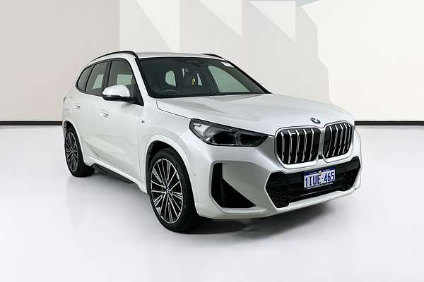 2025 BMW X1 xDRIVE20i U11