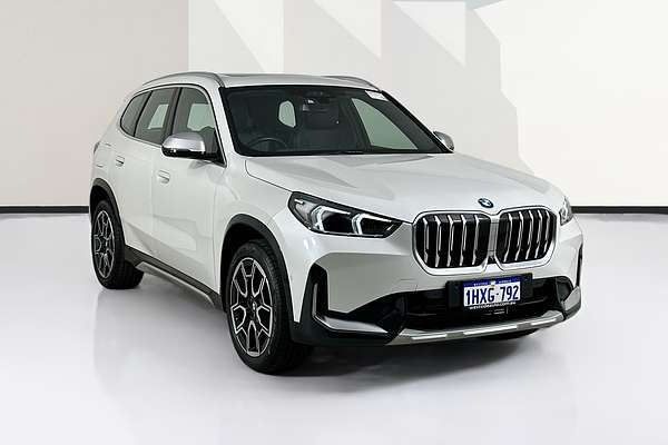 2023 BMW X1 sDRIVE18i U11