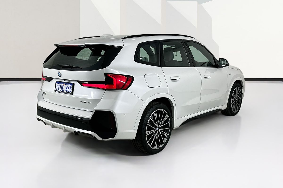 2025 BMW X1 xDRIVE20i U11