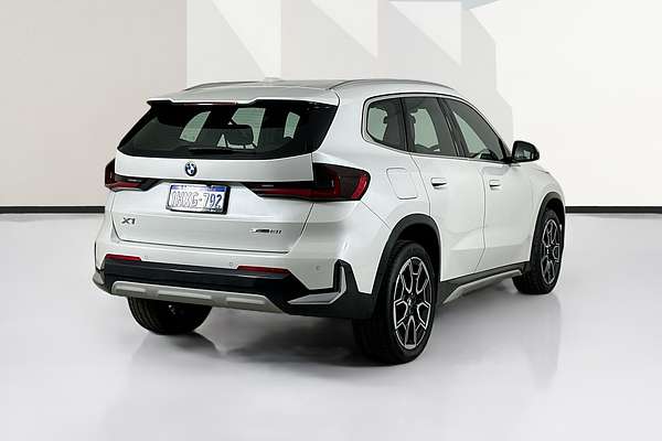 2023 BMW X1 sDRIVE18i U11