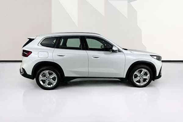 2024 BMW X1 sDRIVE18i U11