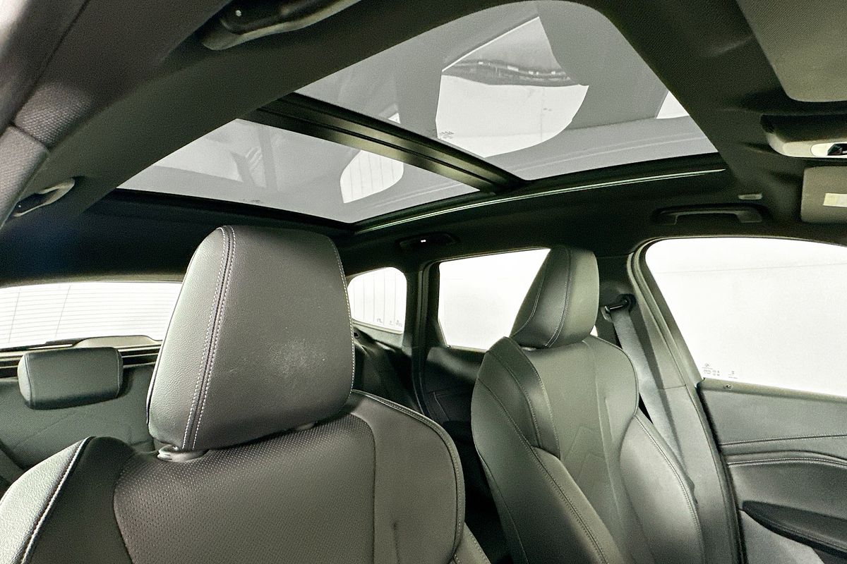 2023 BMW X1 sDRIVE18i U11