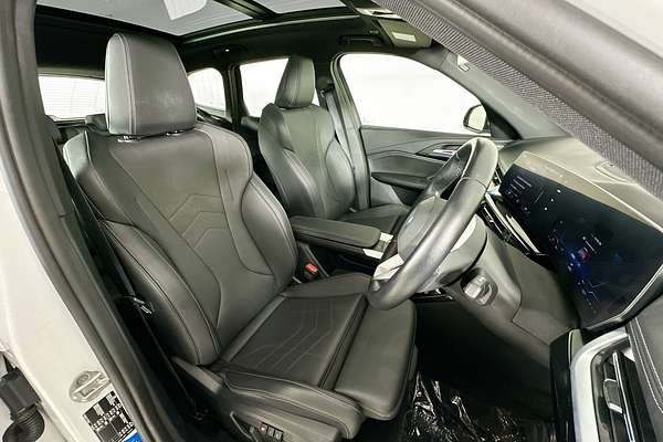 2023 BMW X1 sDRIVE18i U11