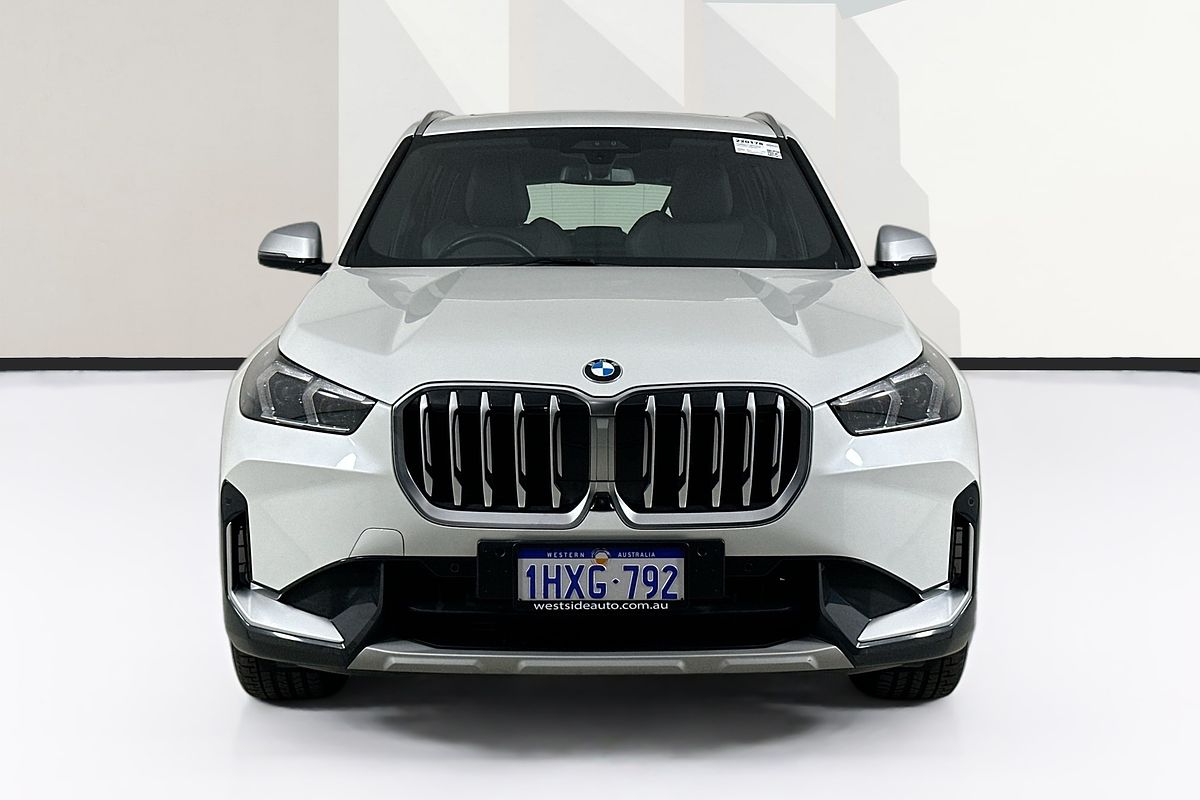2023 BMW X1 sDRIVE18i U11