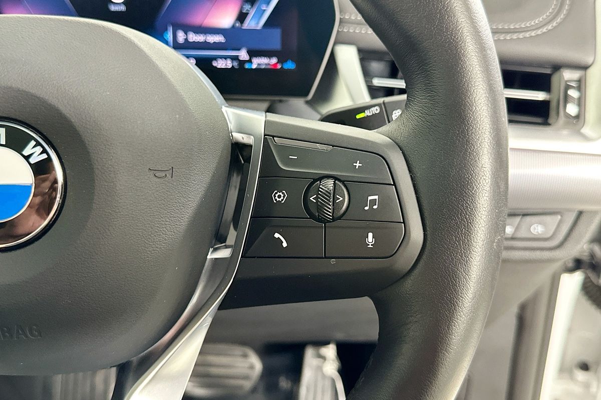 2024 BMW X1 sDRIVE18i U11