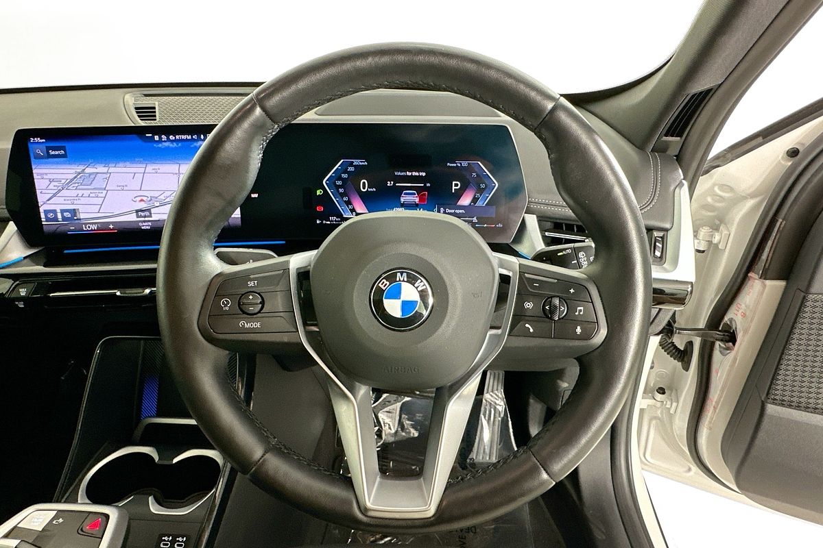2023 BMW X1 sDRIVE18i U11